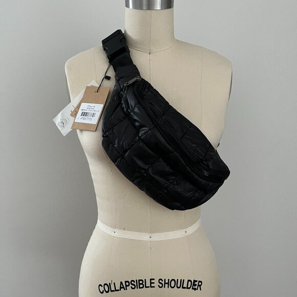 Puffer Adjustable Black Fanny Pack Lightweight Vegan Leather NWT - Picture 1 of 5